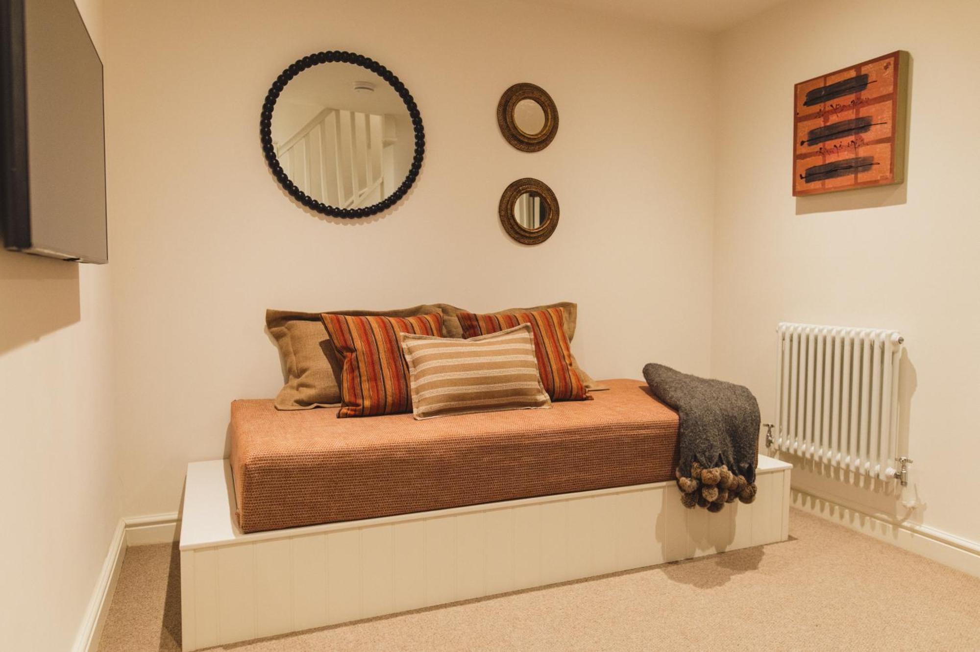Buckingham Mews_Stone Cottage 4 บรอดสแตร์ส ภายนอก รูปภาพ